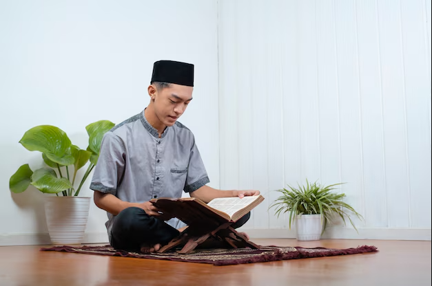 Keutamaan Membaca Al-Qur’an di Bulan Ramadhan