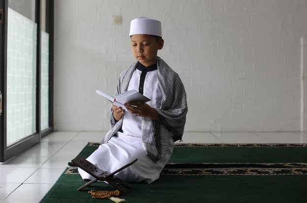 Menghidupkan Ramadhan dengan Membaca Al-Qur’an